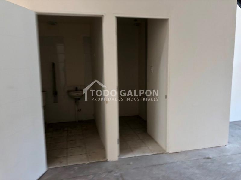 Arriendo de Condominio de Galpones  - Av.La Montaña - Valle Grande - Lampa.