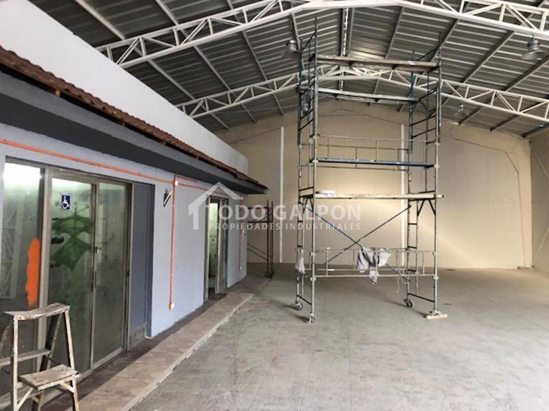 Venta de Galpón Comercial - ARRENDADO - Av. Einstein  - Recoleta.