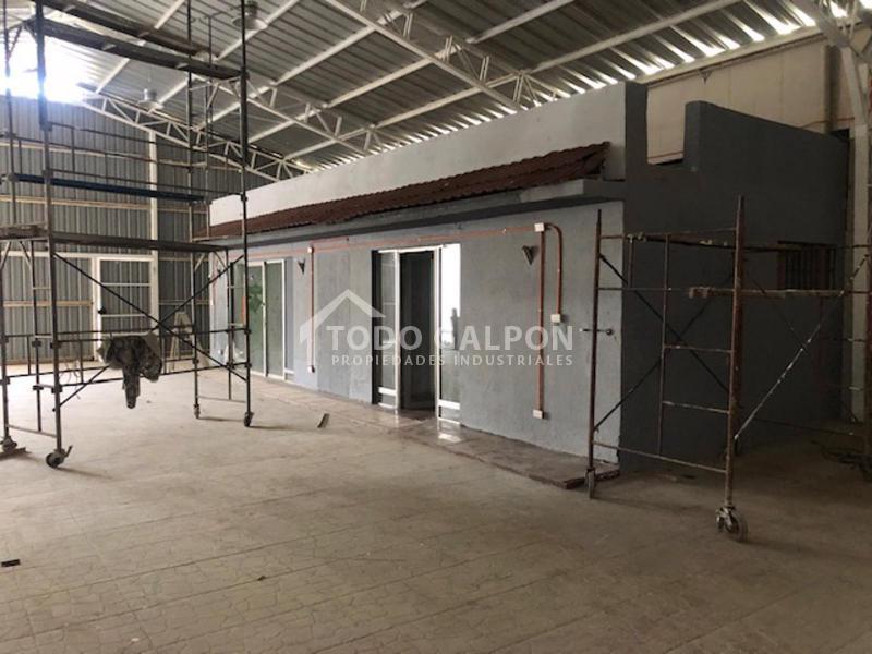Venta de Galpón Comercial - ARRENDADO - Av. Einstein  - Recoleta.