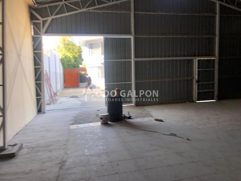 Venta de Galpón Comercial - ARRENDADO - Av. Einstein  - Recoleta.