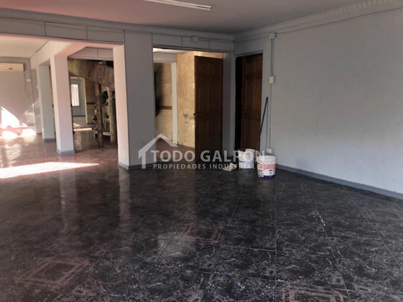 Venta de Galpón Comercial - ARRENDADO - Av. Einstein  - Recoleta.