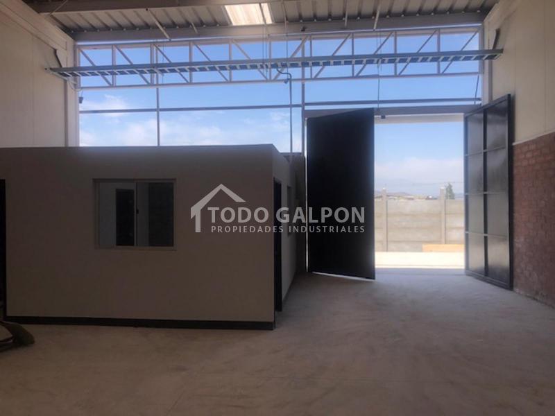 Arriendo de Condominio de Galpones Nuevos - El Roble - Lampa.