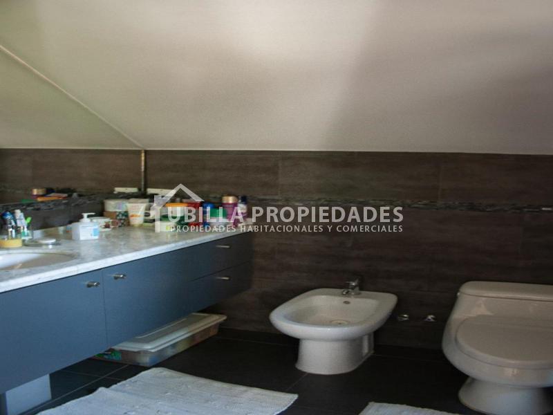 Venta de Chalet - Presidente Sebastian Piñera Echeñique - Ex Cuarto Centenario - Las Condes.